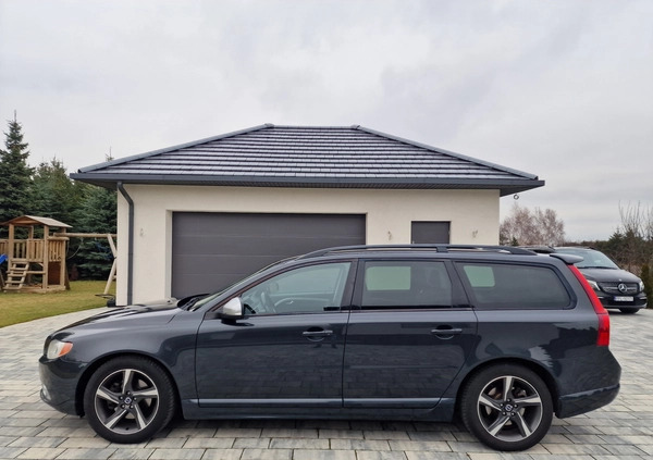 Volvo V70 cena 35900 przebieg: 166000, rok produkcji 2013 z Pleszew małe 379